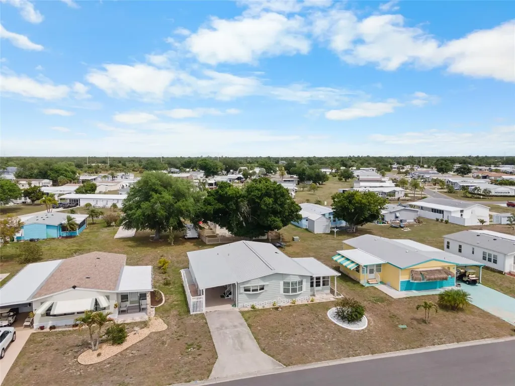 6162 Redwing Avenue Englewood FL 34224