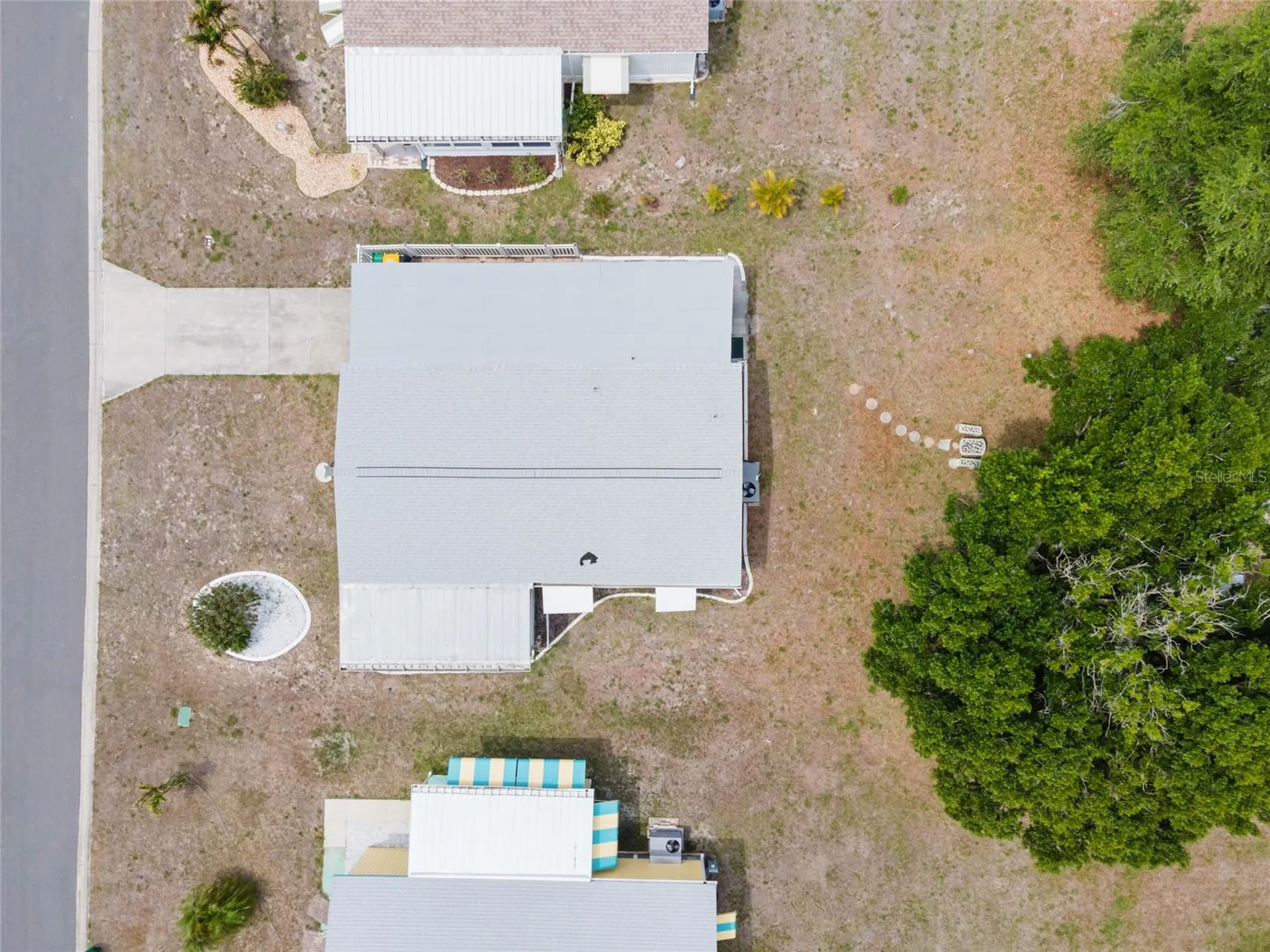 6162 Redwing Avenue Englewood FL 34224