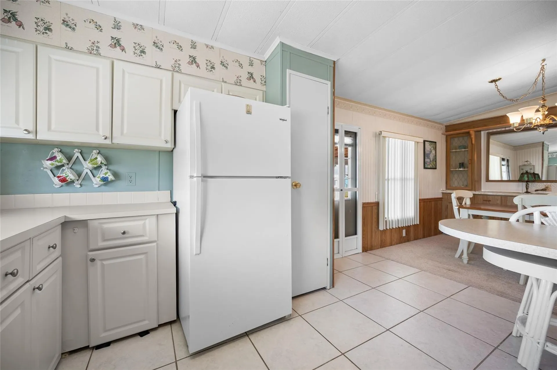 6162 Redwing Avenue Englewood FL 34224