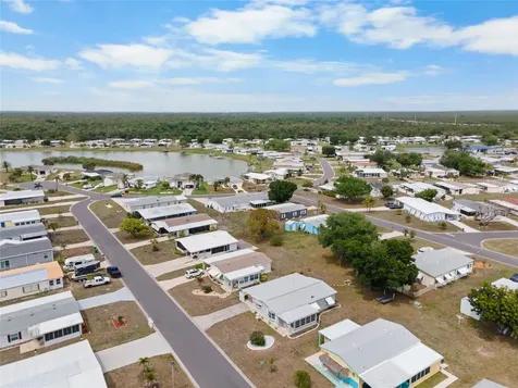 6162 Redwing Avenue Englewood FL 34224