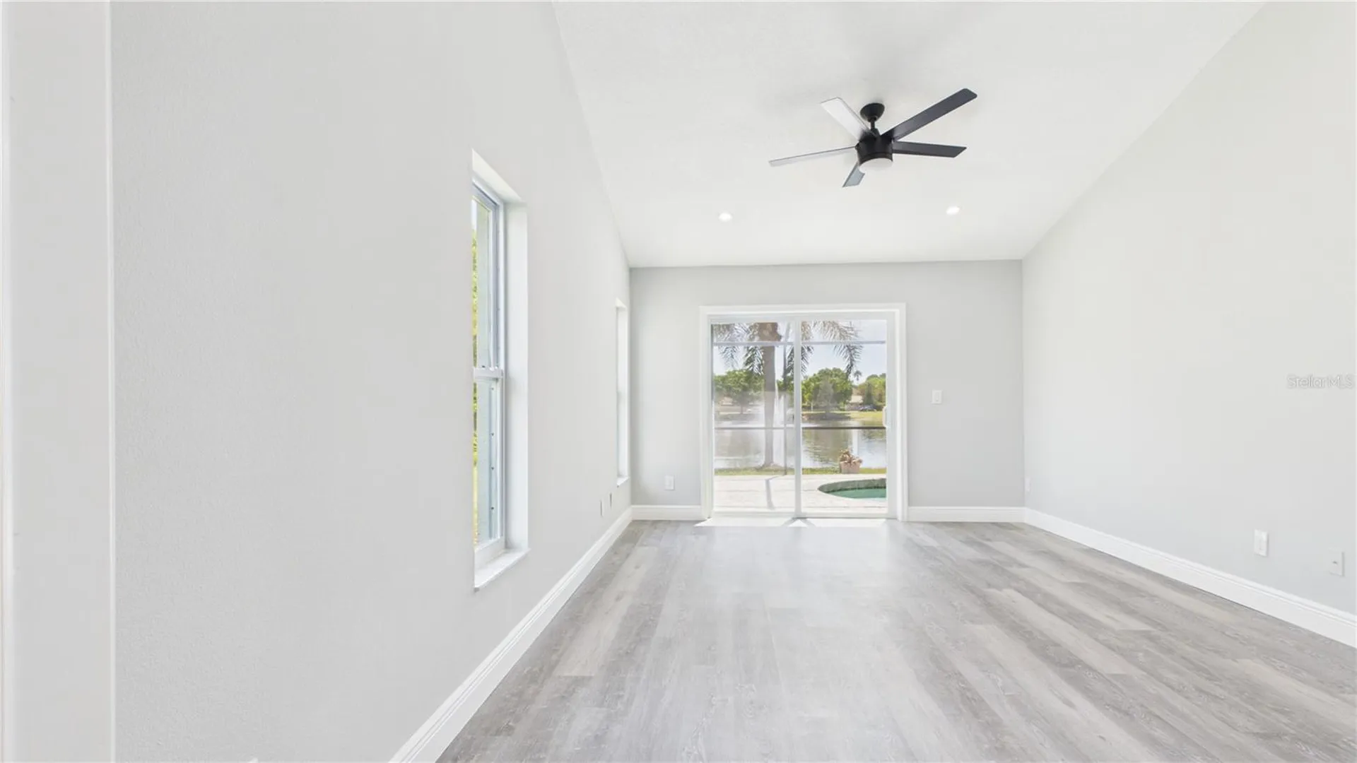 8609 Boysenberry Drive Tampa FL 33635