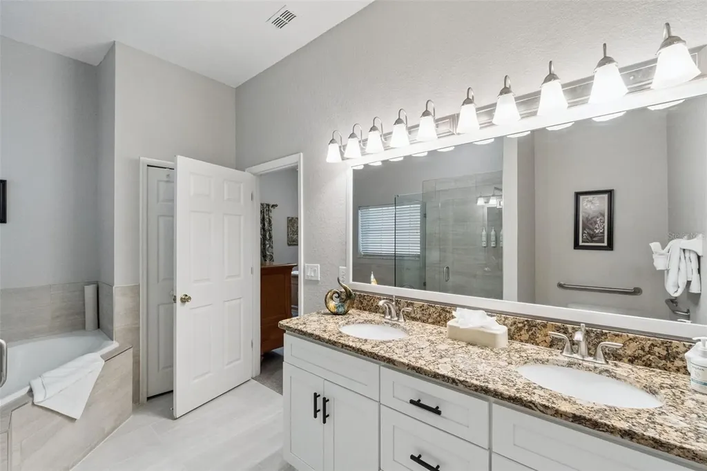 106 Lucaya Loop Davenport FL 33897