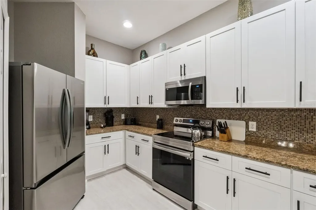 106 Lucaya Loop Davenport FL 33897