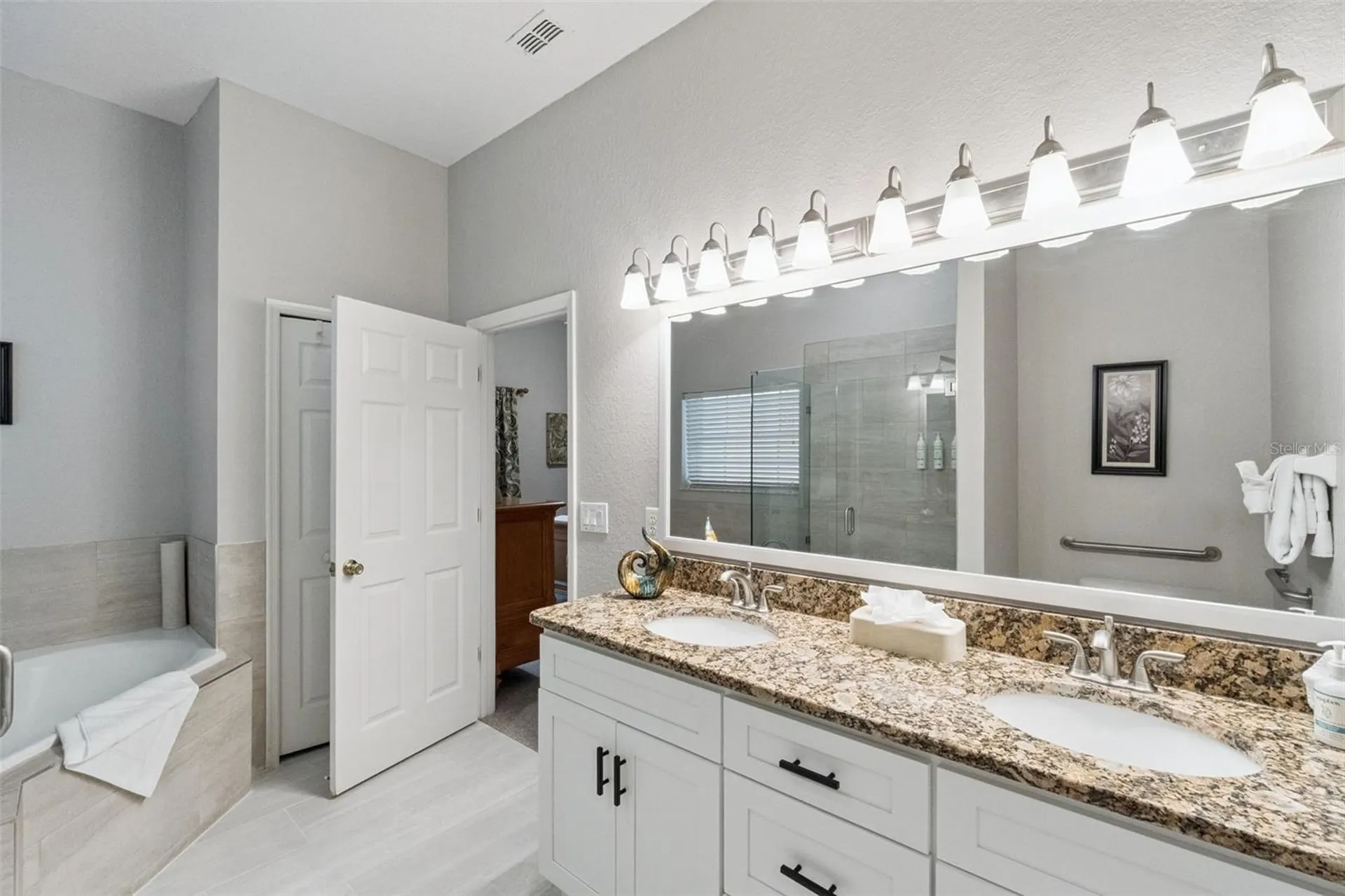 106 Lucaya Loop Davenport FL 33897
