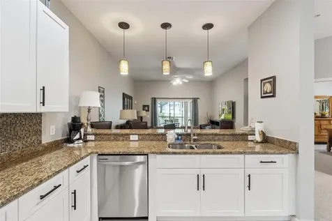 106 Lucaya Loop Davenport FL 33897
