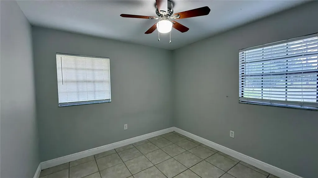 210 N Lone Oak Drive Leesburg FL 34748