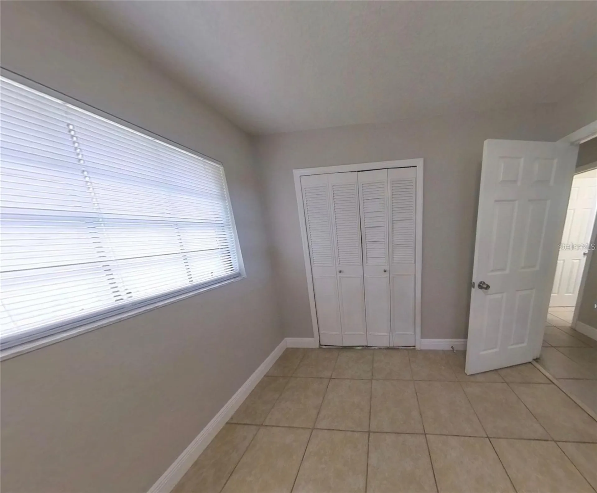 210 N Lone Oak Drive Leesburg FL 34748