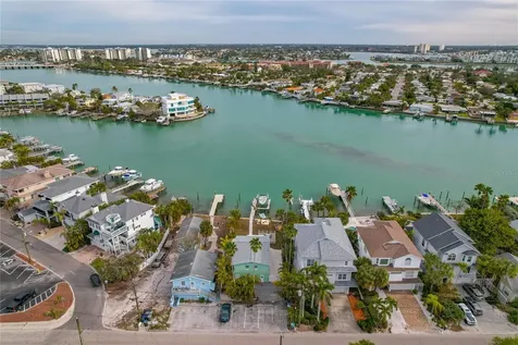 8441 Bayshore Drive Treasure Island FL 33706