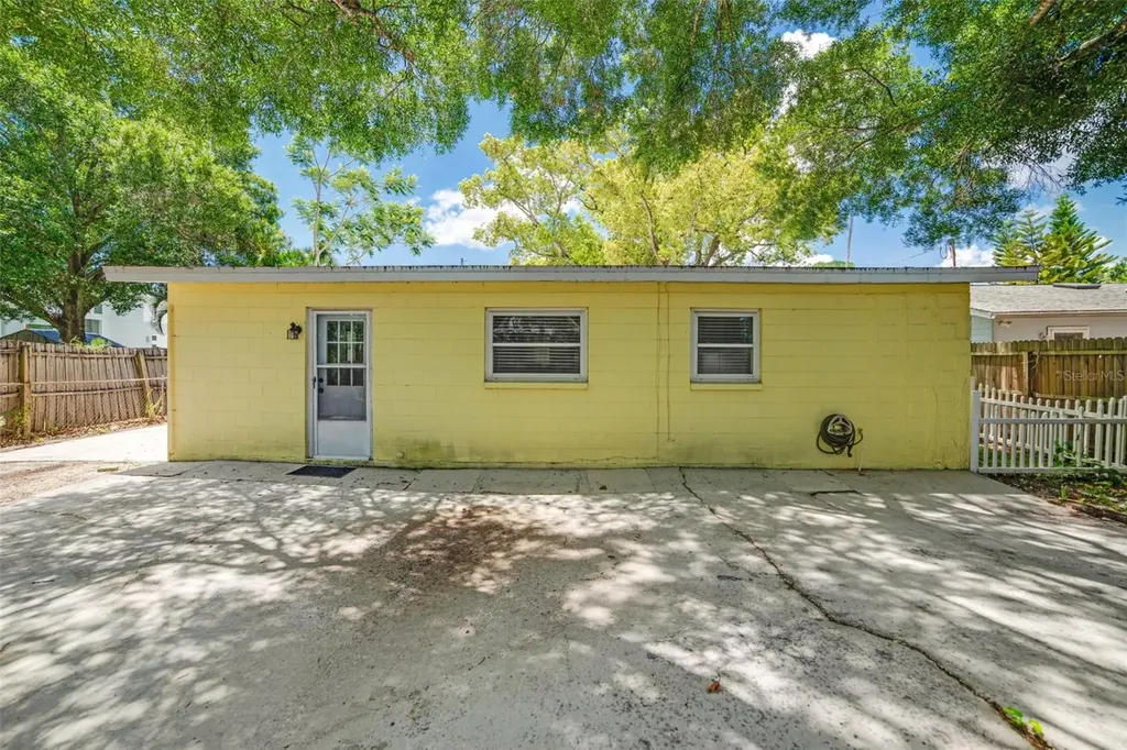 4413 W Rogers Avenue Tampa FL 33611