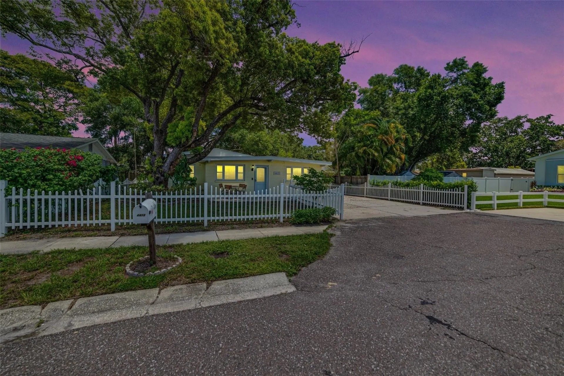 4413 W Rogers Avenue Tampa FL 33611