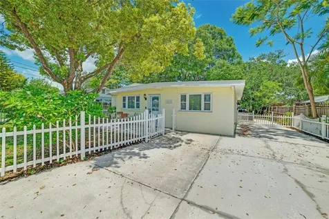 4413 W Rogers Avenue Tampa FL 33611