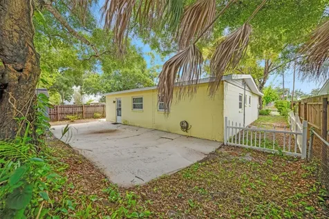 4413 W Rogers Avenue Tampa FL 33611