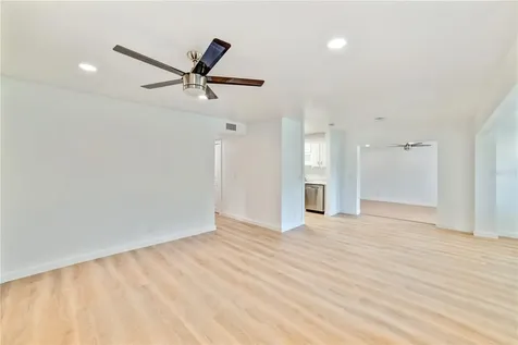 4413 W Rogers Avenue Tampa FL 33611