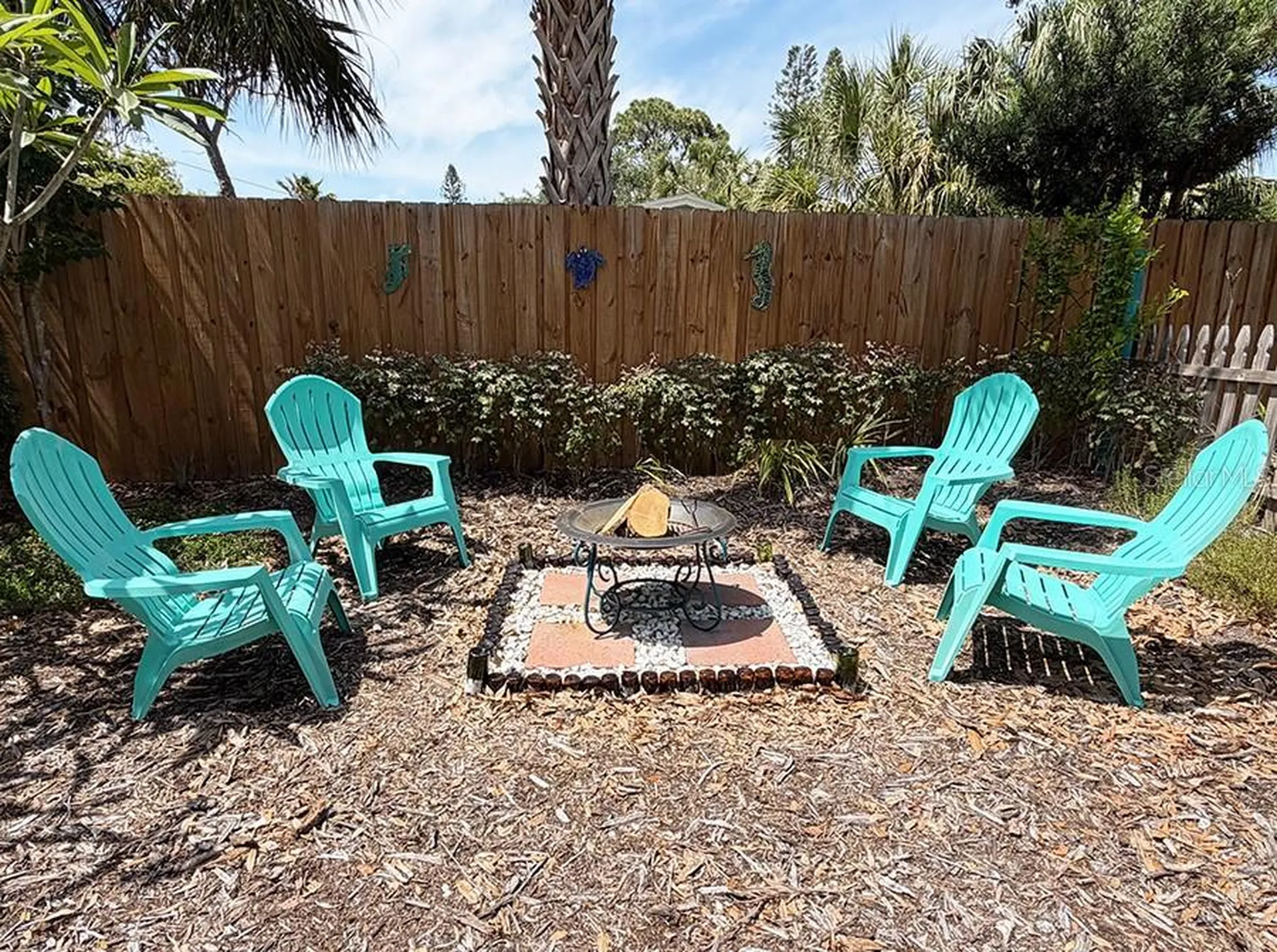 2159 Barcelona Way S St Petersburg FL 33712