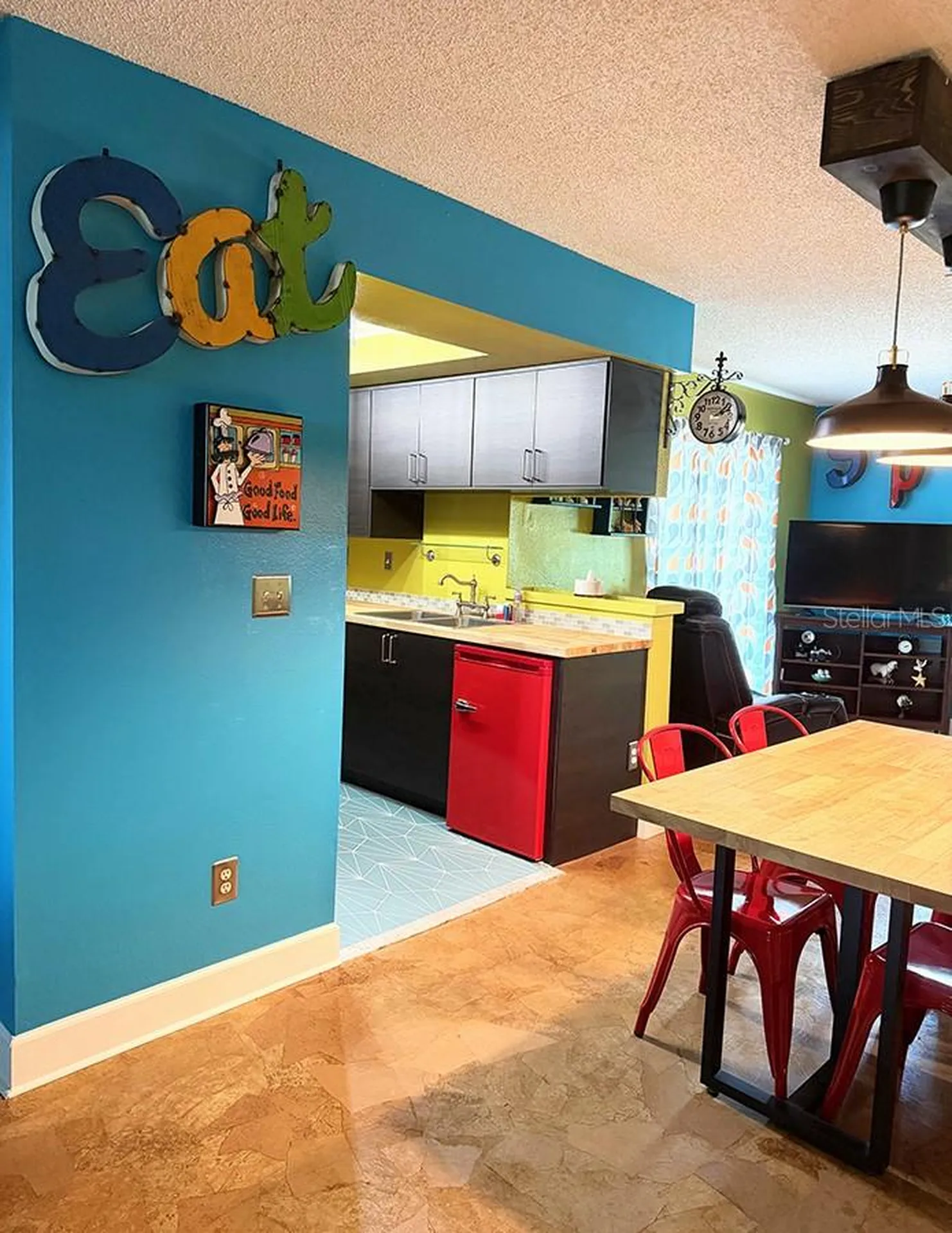 2159 Barcelona Way S St Petersburg FL 33712