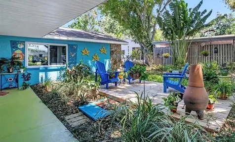 2159 Barcelona Way S St Petersburg FL 33712