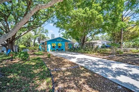 2159 Barcelona Way S St Petersburg FL 33712
