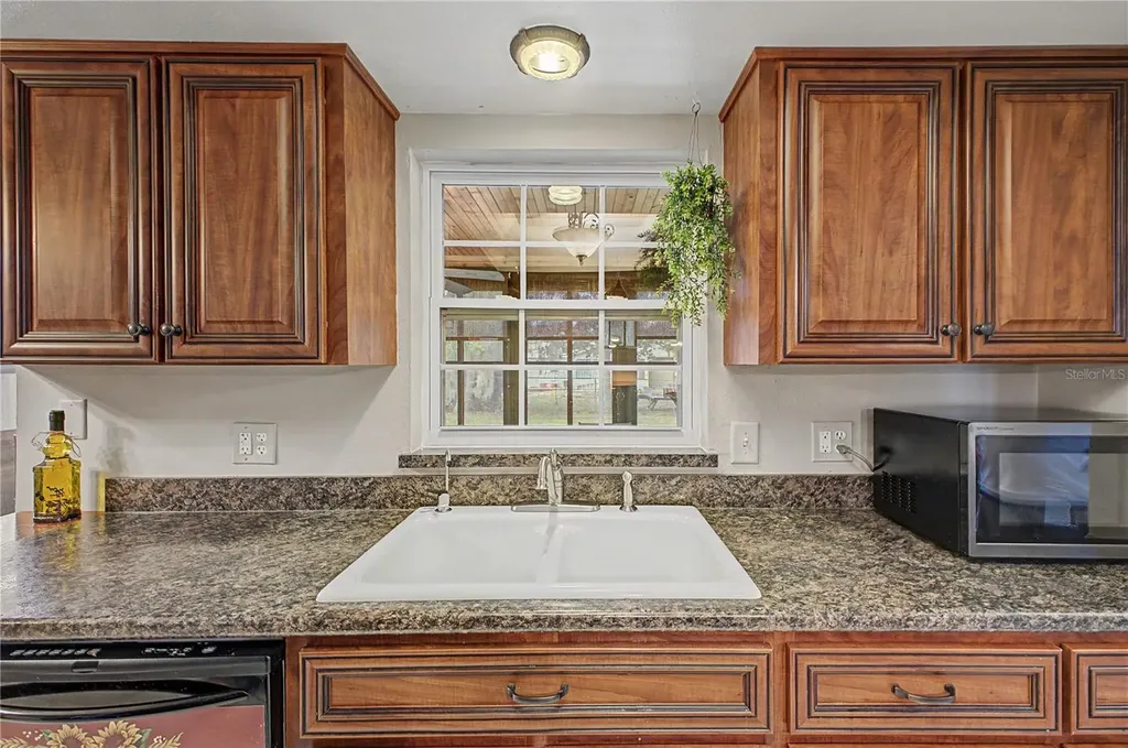 319 Dartmouth Avenue Spring Hill FL 34606