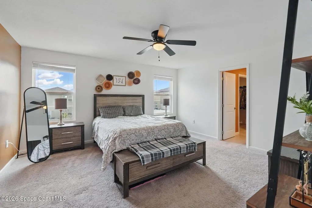 2024 Hemingway Circle Groveland FL 34736