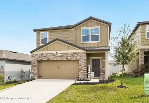 2024 Hemingway Circle Groveland FL 34736