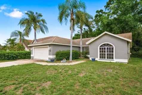 7050 Woodibis Drive New Port Richey FL 34654