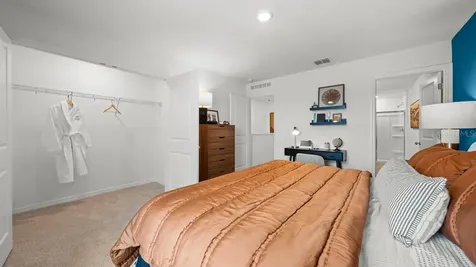 2882 Skyline Loop Kissimmee FL 34758