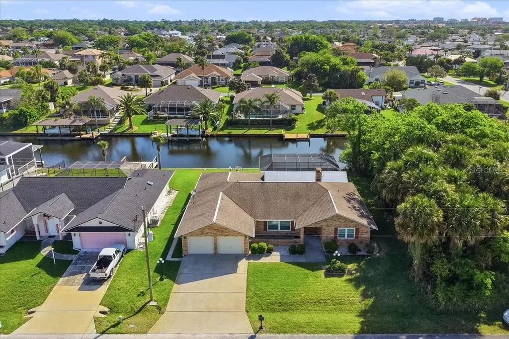 23 Christopher Court Palm Coast FL 32137