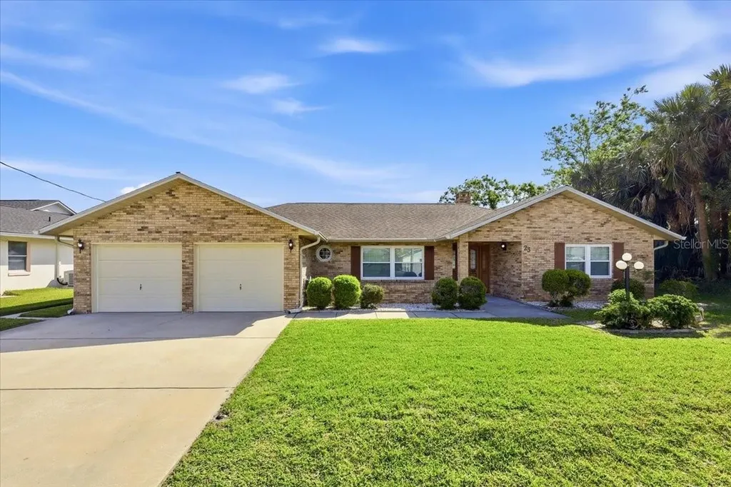 23 Christopher Court Palm Coast FL 32137