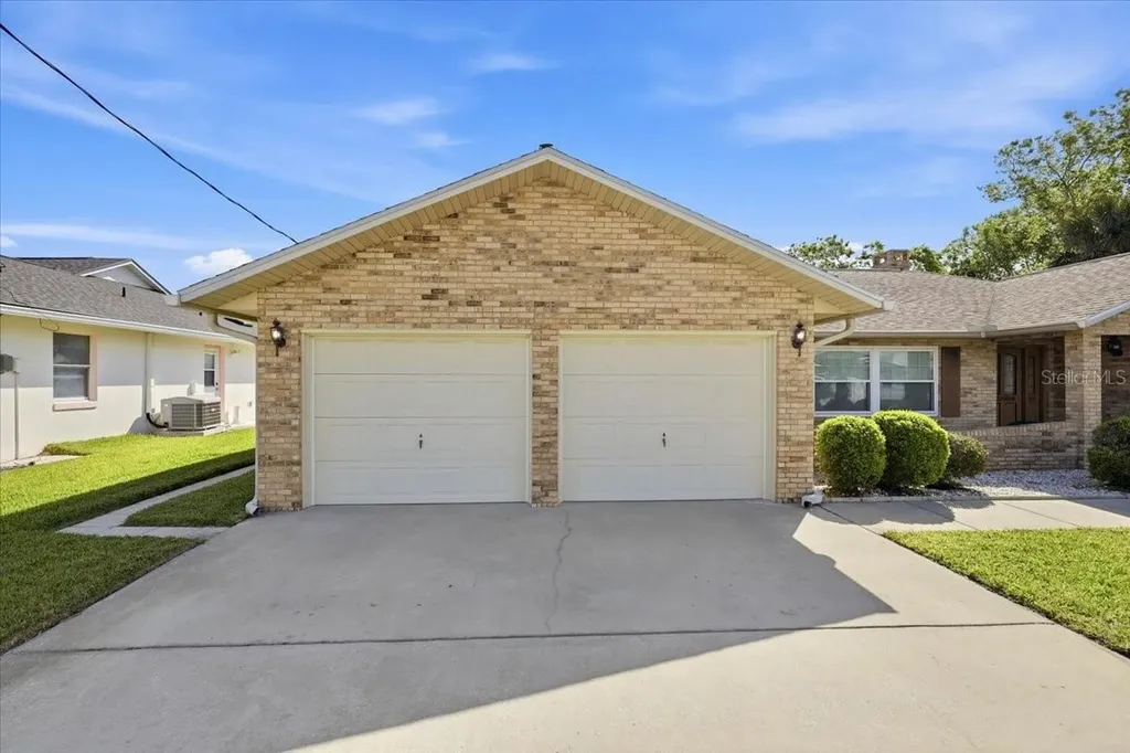 23 Christopher Court Palm Coast FL 32137