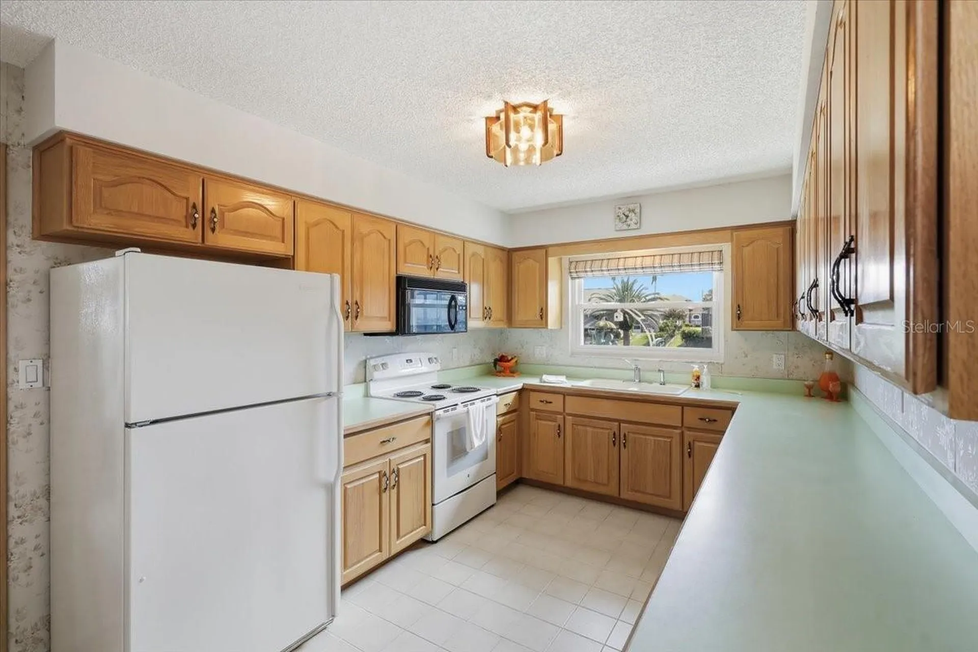 23 Christopher Court Palm Coast FL 32137