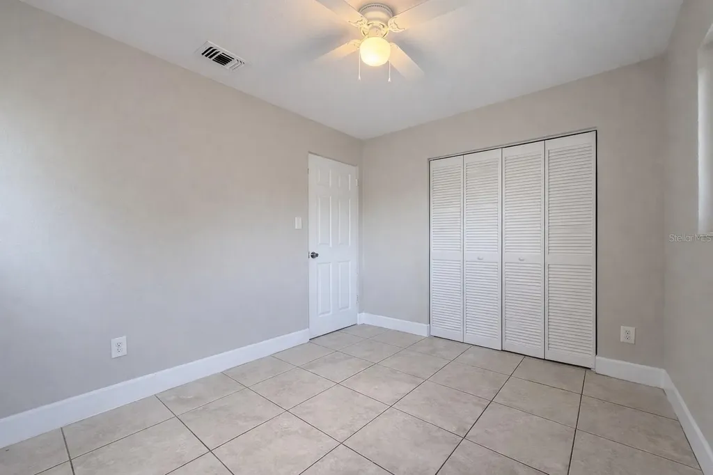 7018 54th Avenue N St Petersburg FL 33709