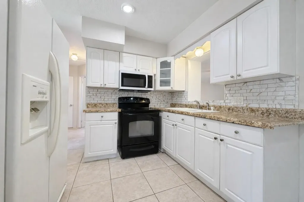 7018 54th Avenue N St Petersburg FL 33709