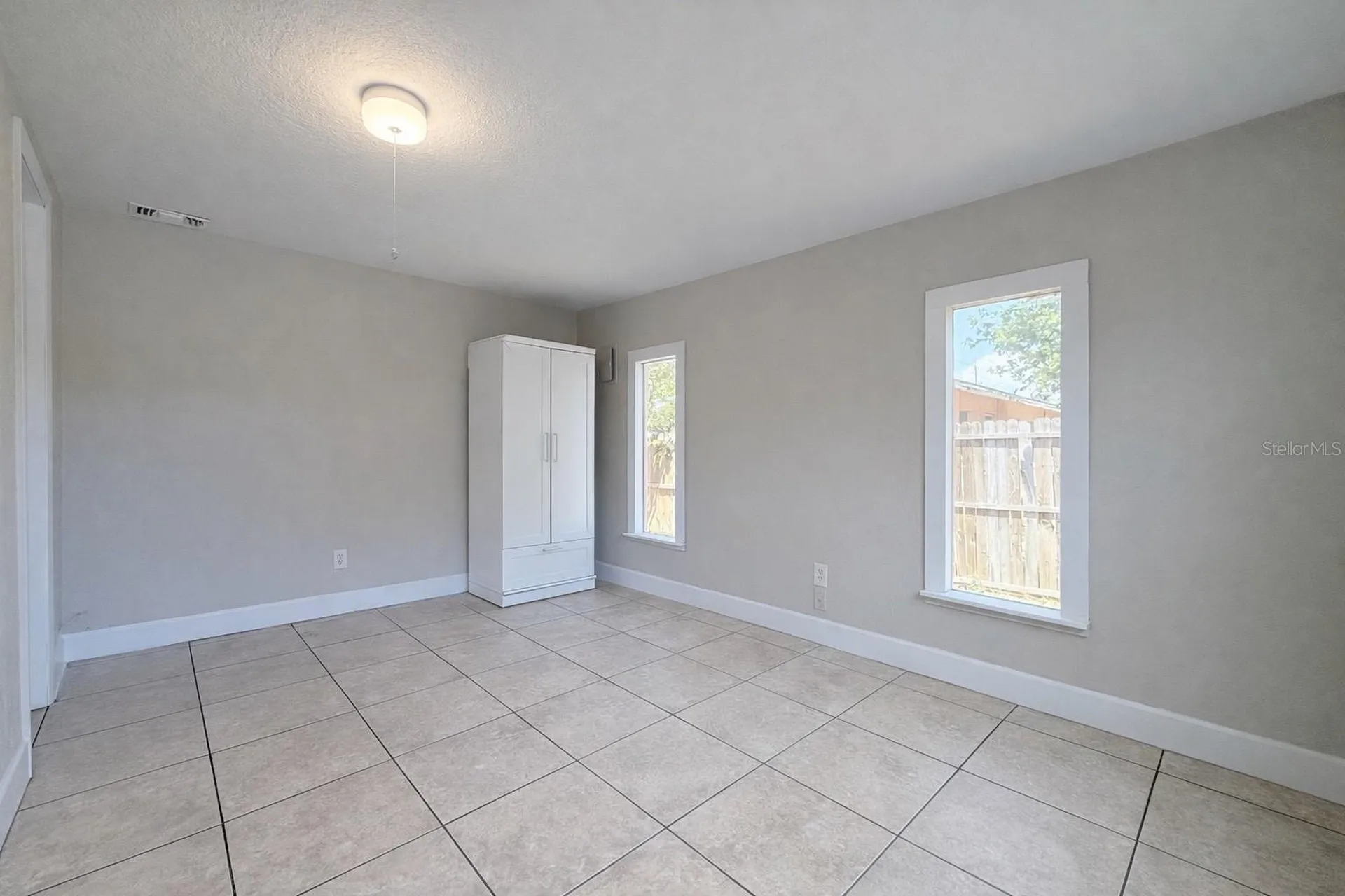 7018 54th Avenue N St Petersburg FL 33709