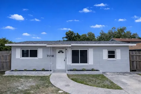 7018 54th Avenue N St Petersburg FL 33709