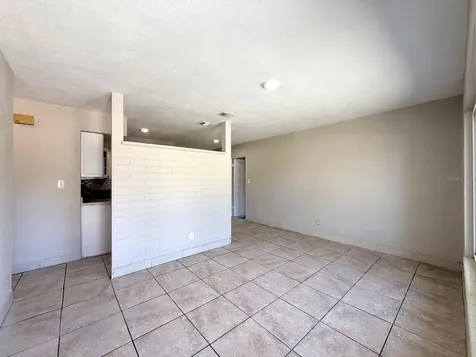 7018 54th Avenue N St Petersburg FL 33709