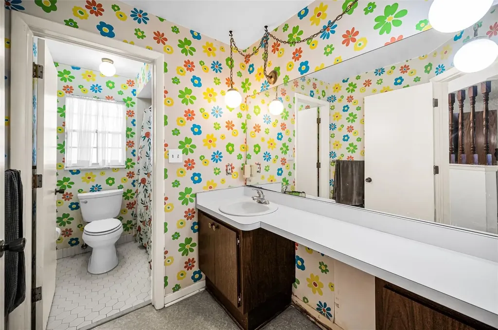 2241 Jaffa Place Clearwater FL 33764