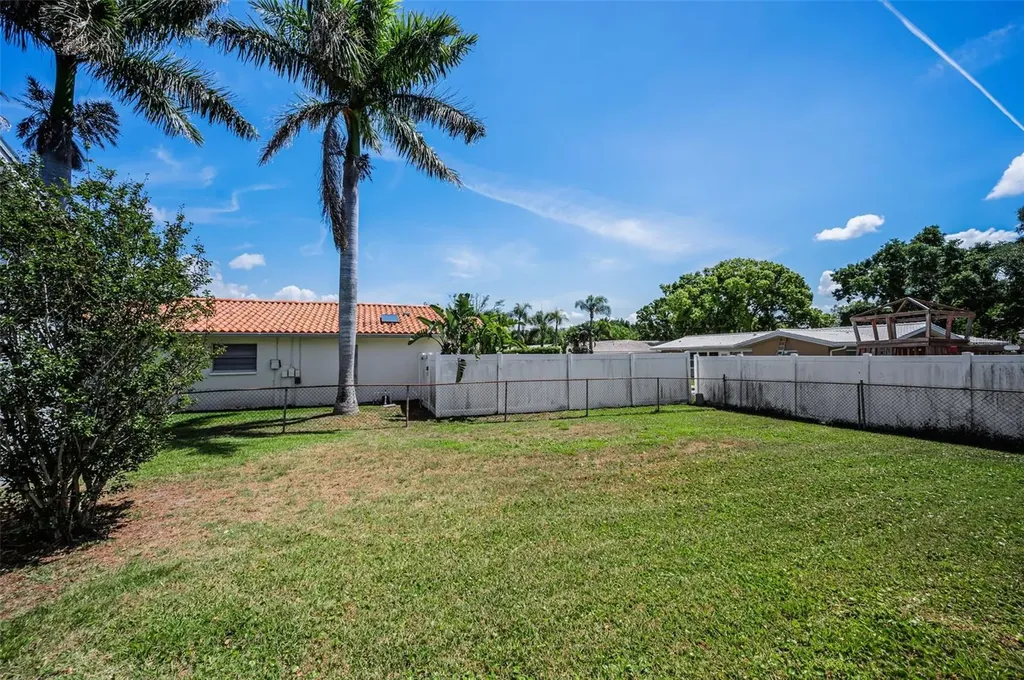 2241 Jaffa Place Clearwater FL 33764