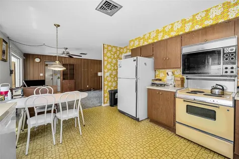 2241 Jaffa Place Clearwater FL 33764