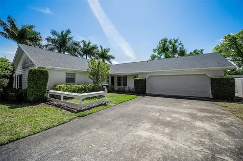 2241 Jaffa Place Clearwater FL 33764
