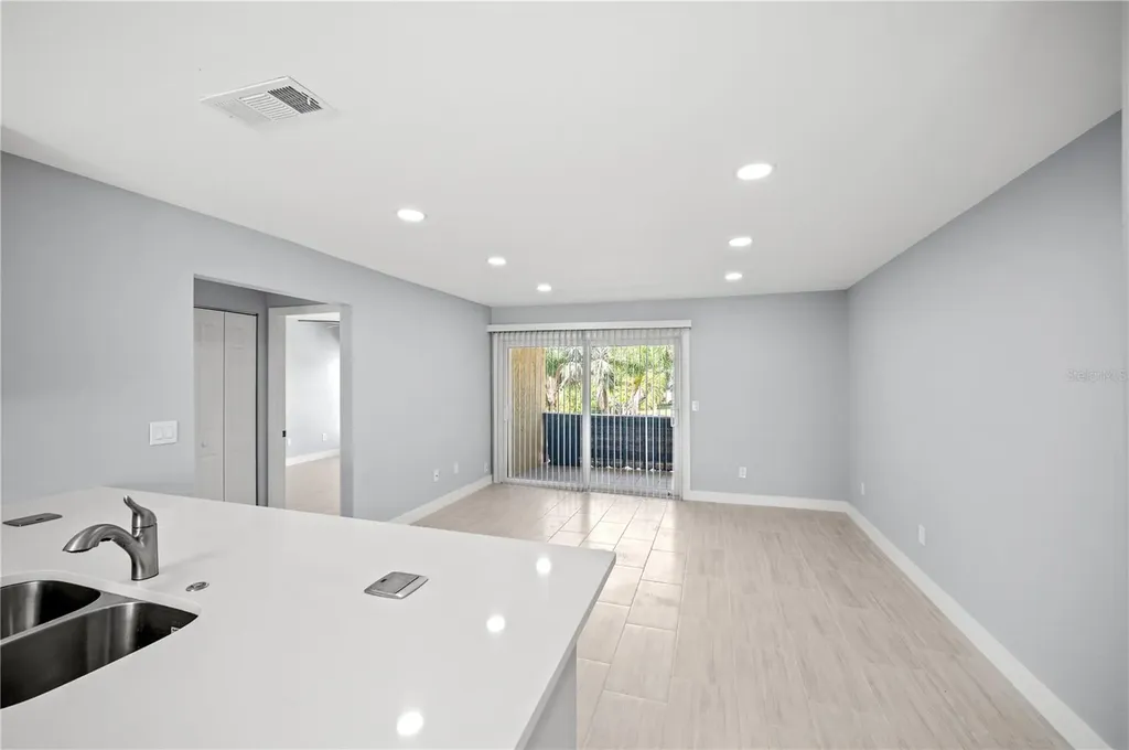 3453 Clark Road Sarasota FL 34231