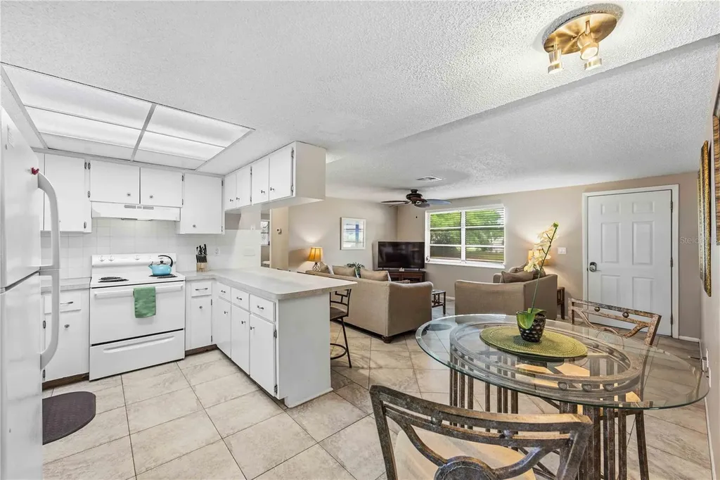 131 Dartmouth Road Venice FL 34293
