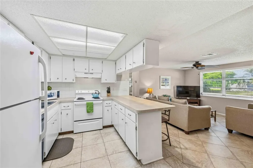 131 Dartmouth Road Venice FL 34293