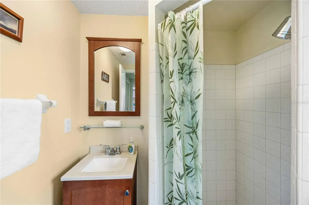 131 Dartmouth Road Venice FL 34293