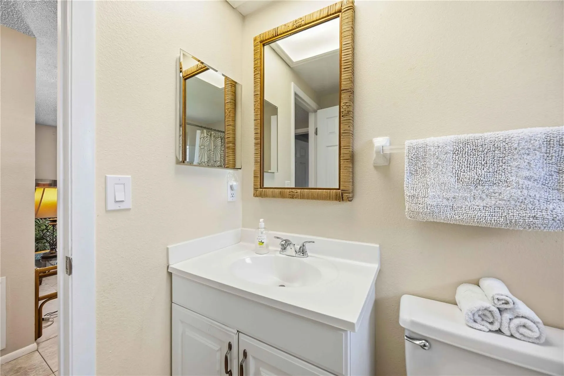 131 Dartmouth Road Venice FL 34293