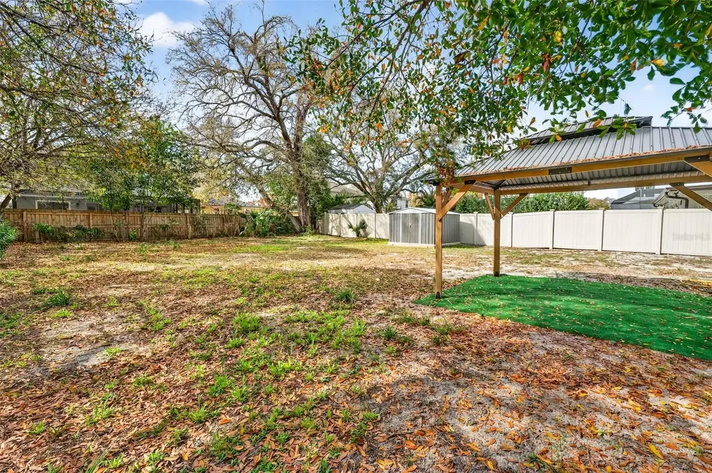 1012 W Adalee Street Tampa FL 33603