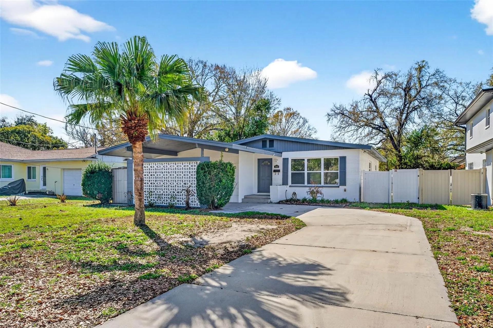 1012 W Adalee Street Tampa FL 33603