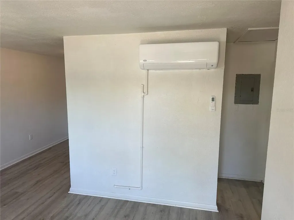 1203 E Annie Street Tampa FL 33612