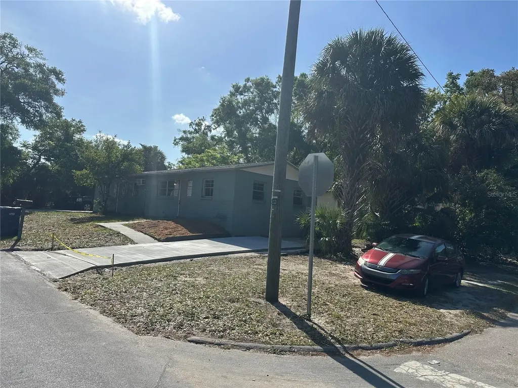 1203 E Annie Street Tampa FL 33612