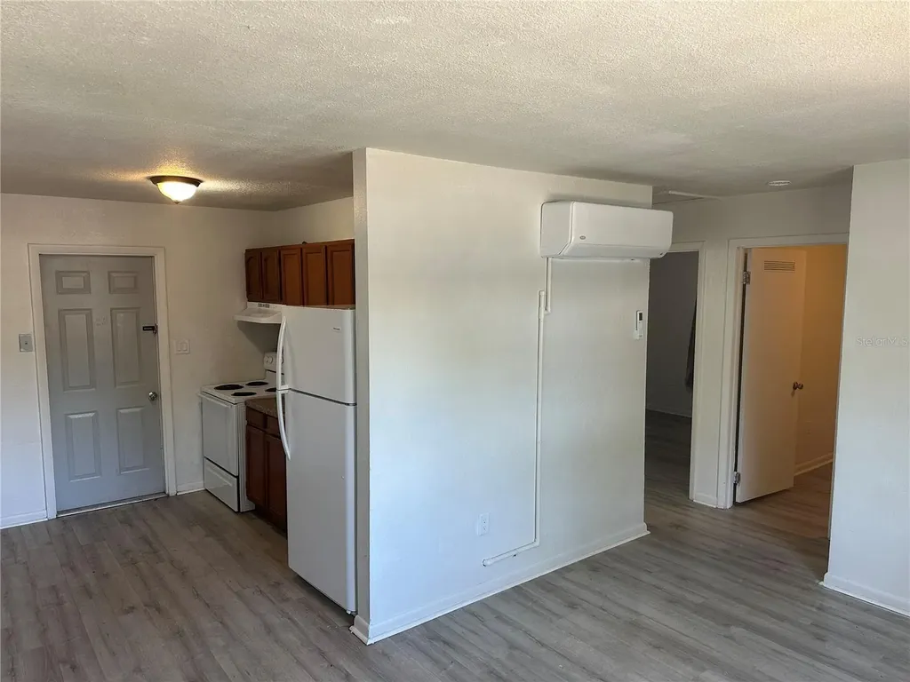 1203 E Annie Street Tampa FL 33612