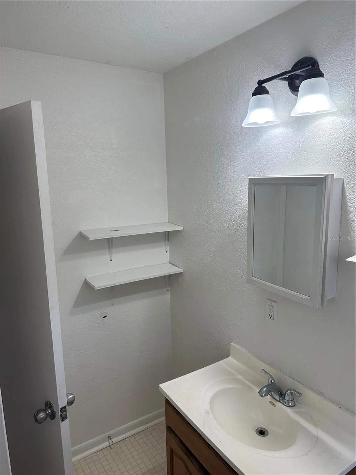 1203 E Annie Street Tampa FL 33612